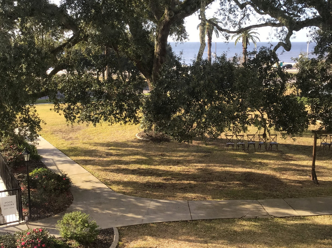 White House Hotel主图