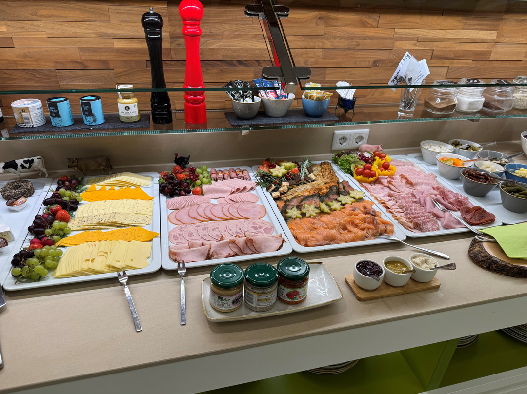 莱茵城市俱乐部酒店主图