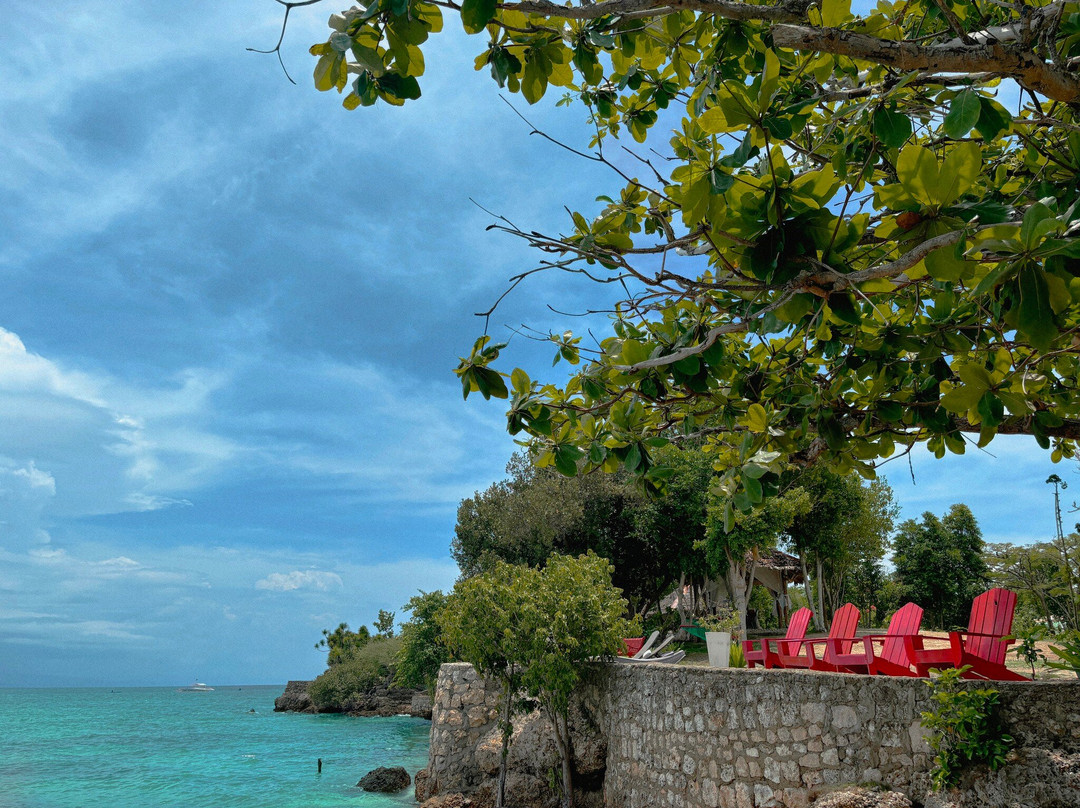 Hale Manna Coastal Gardens主图