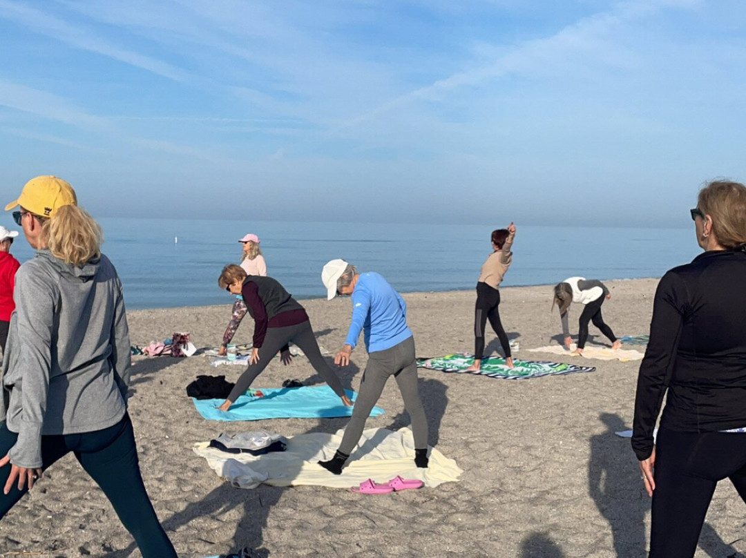 Manasota Beach Yoga-恩格尔伍德必去景点