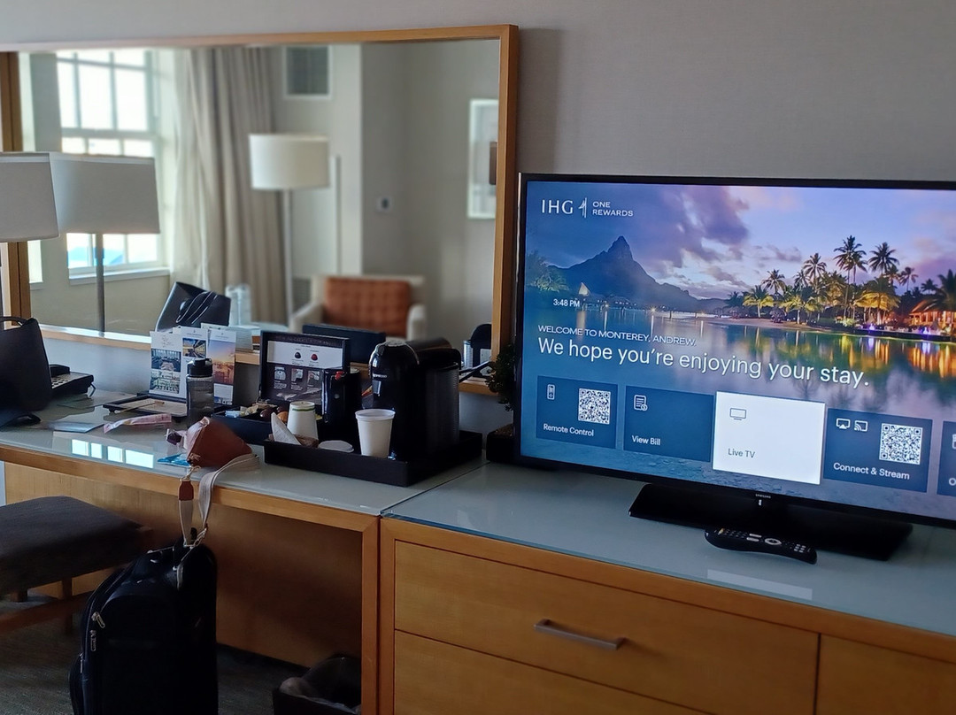 克莱门特蒙特利洲际酒店主图