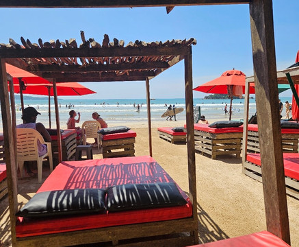 Yaka surf club-瓦勒迦玛必去景点