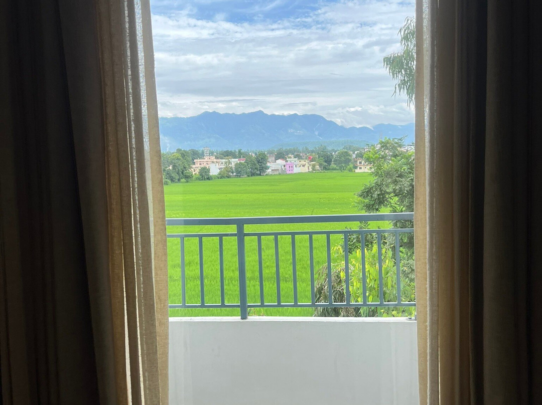 Hotel Guru Surbhi主图