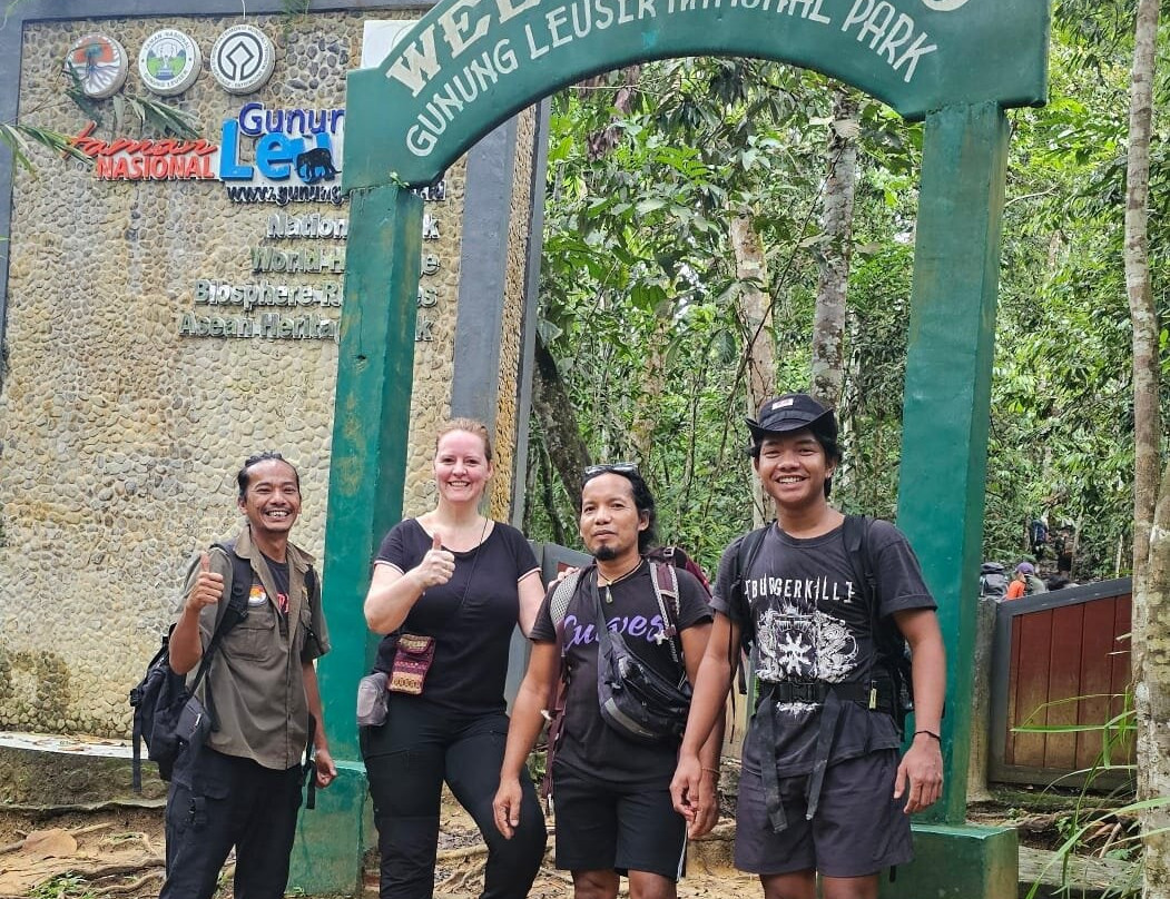 Bukit lawang orangutan trekking-武吉拉旺必去景点