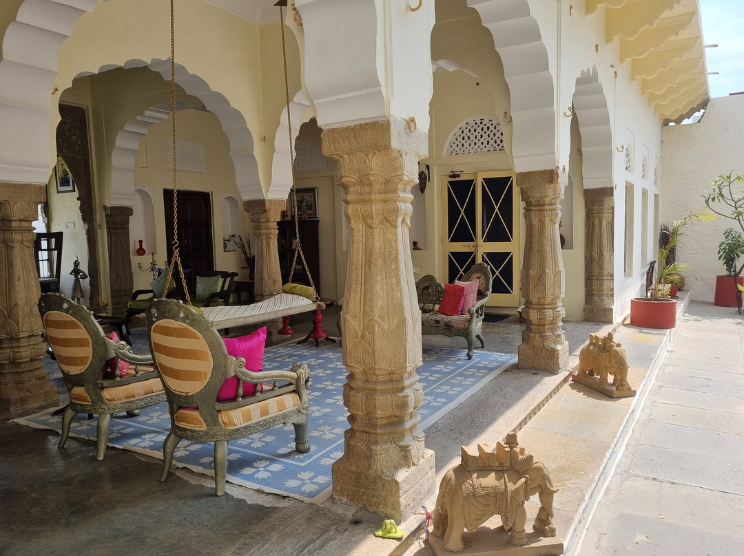 堡巴利酒店主图