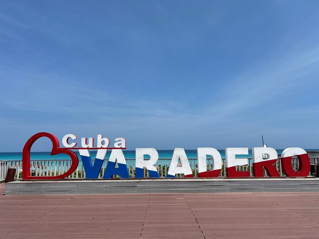 Varadero Bus Transportation-巴拉德罗必去景点