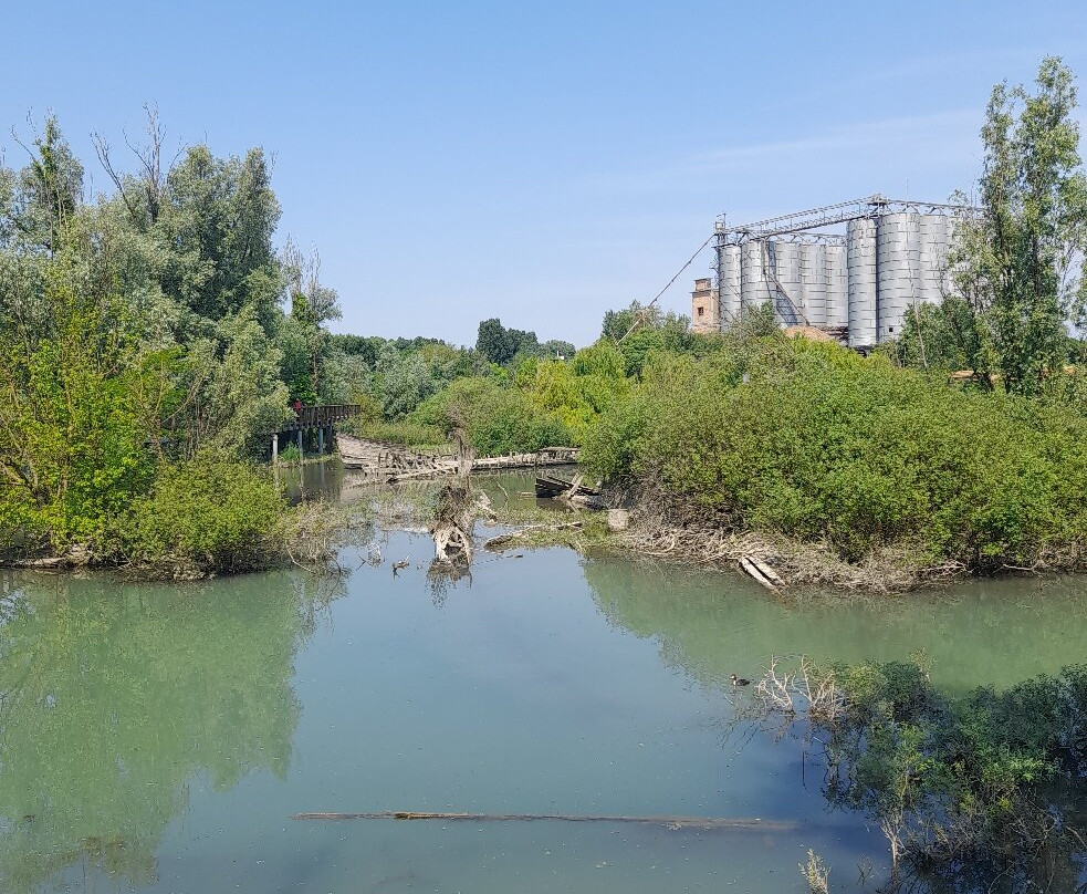 Cimitero dei Burci-Casier必去景点