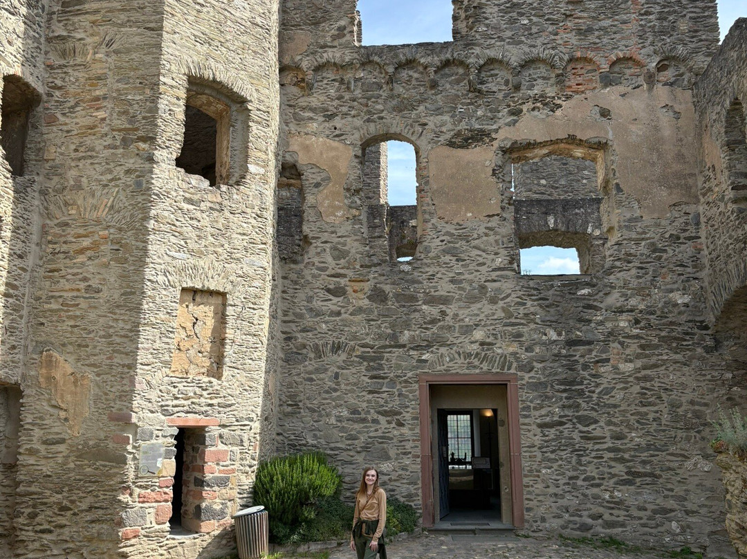 Burg Rheinfels-圣戈阿尔必去景点