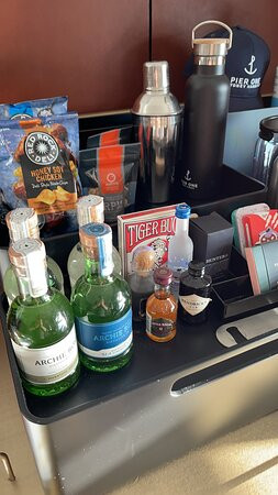 塞贝尔一号码头酒店主图