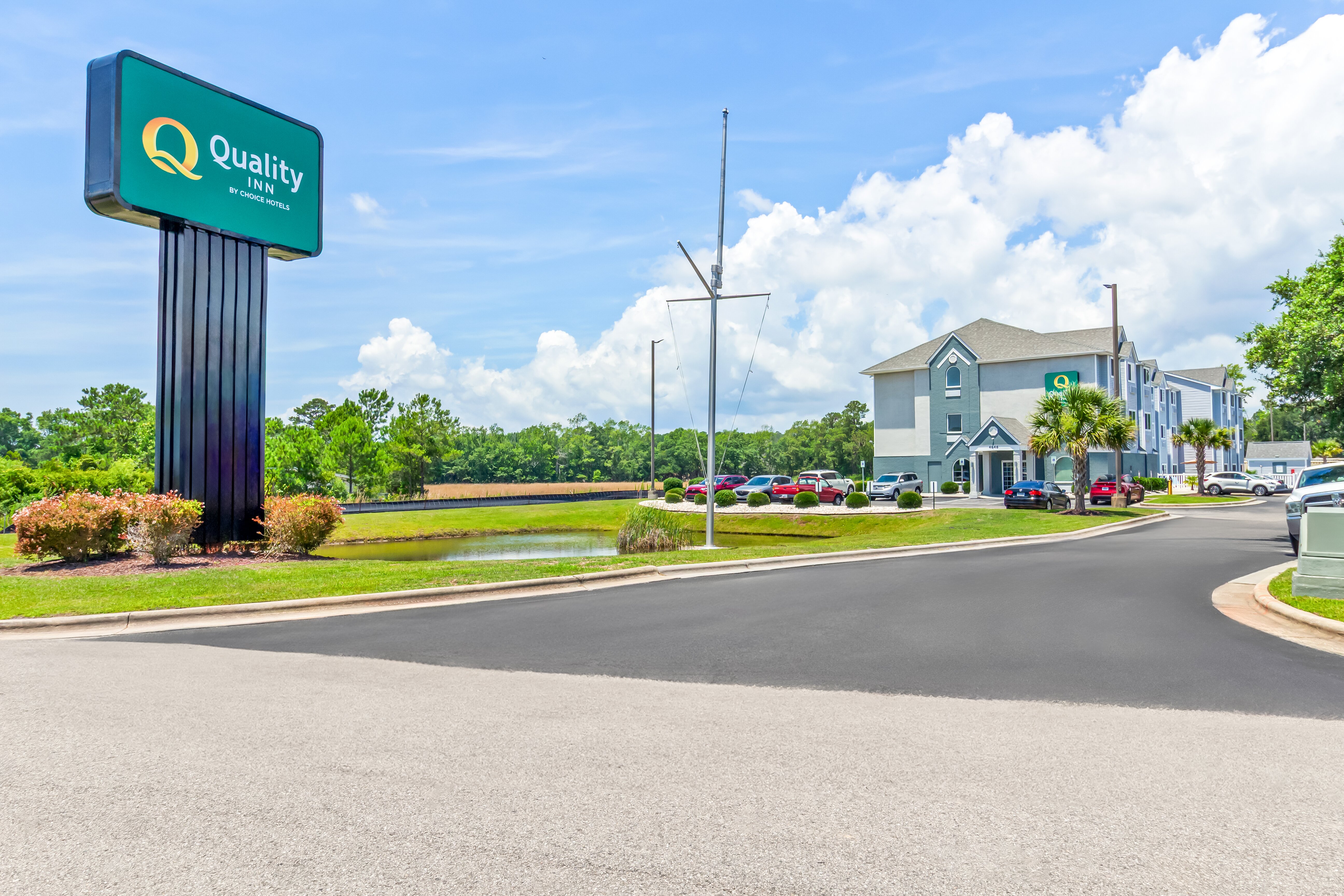 Quality Inn Shallotte Near Ocean Isle Beach-浴室