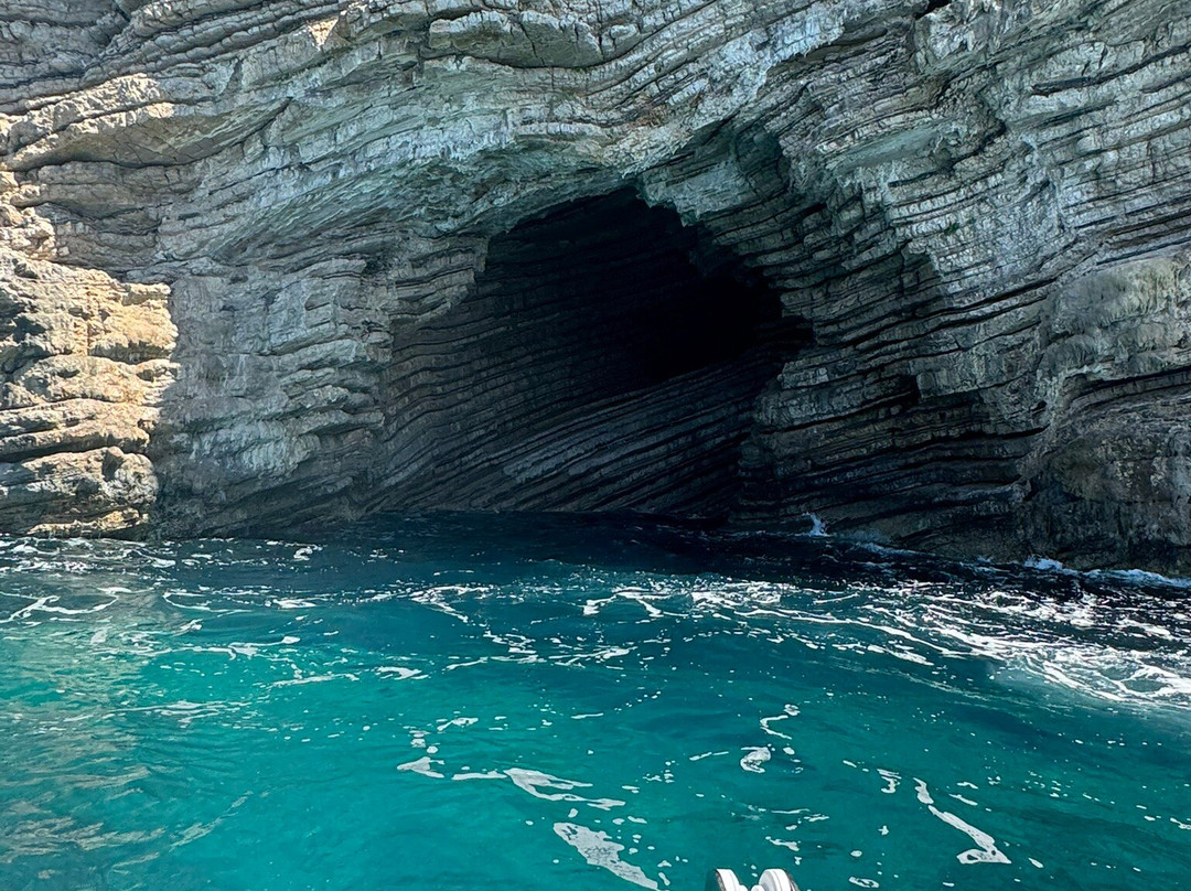 Corfu Explore Boats-Paleokastritsa必去景点