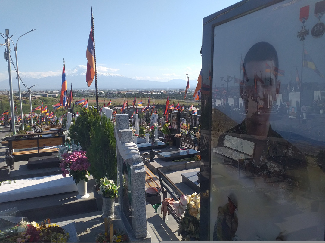 Yerablur Military Memorial Cemetery-埃里温必去景点