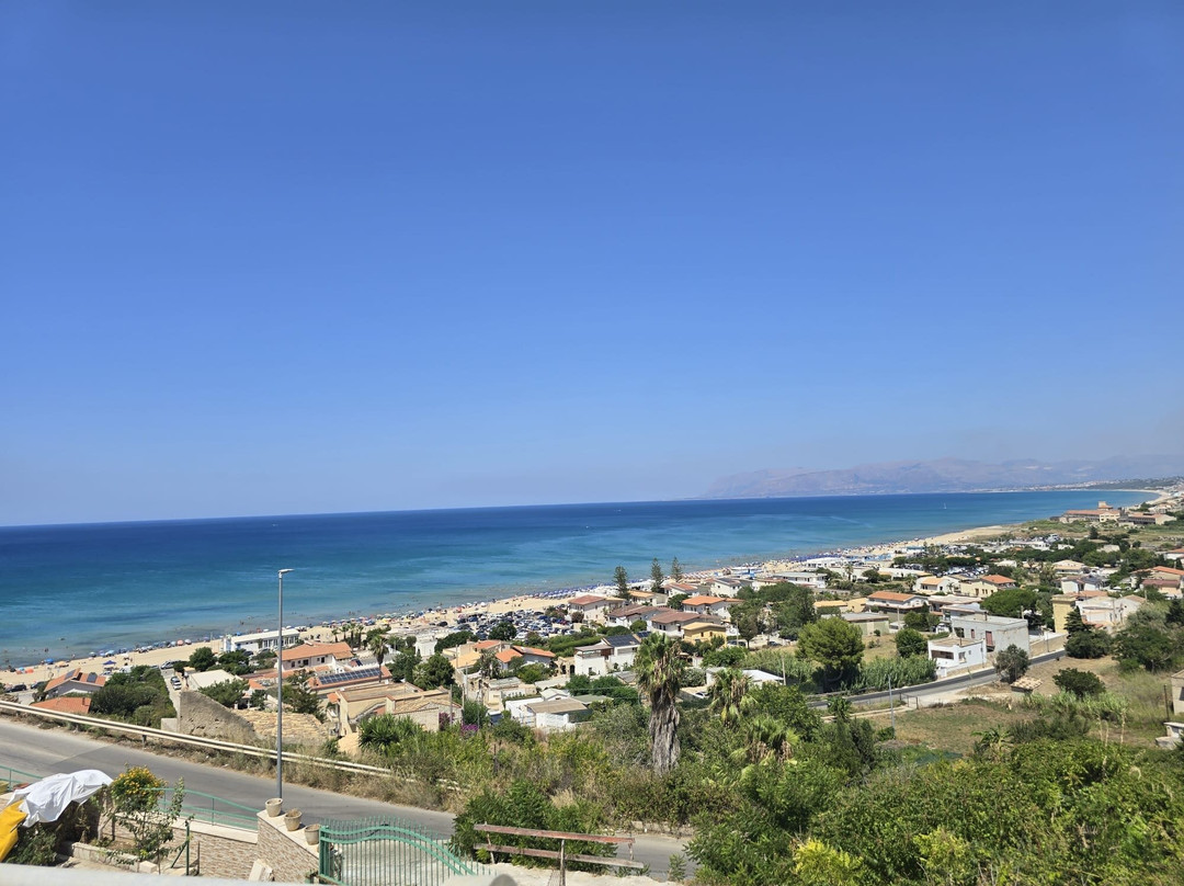 La playa di Castellammare del Golfo-戈尔福海堡必去景点