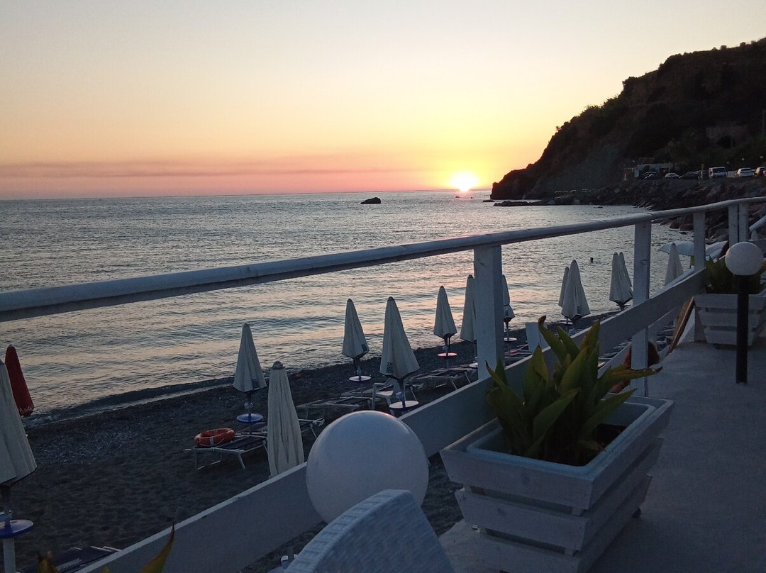 Lido Sirtaky beach-Acquappesa必去景点