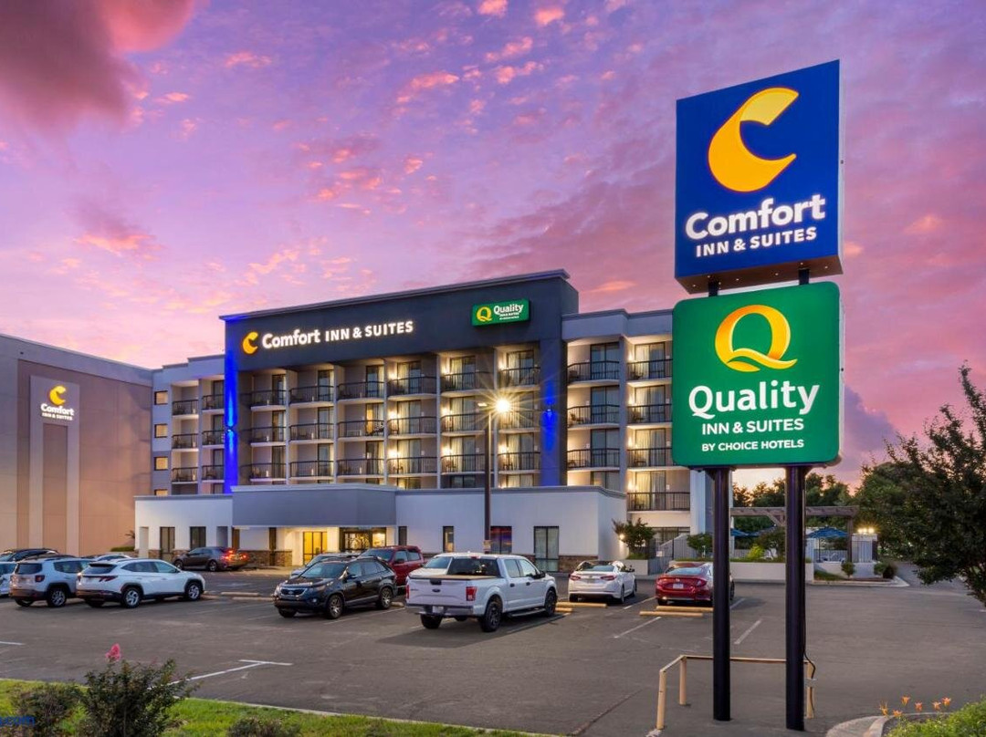 Gateway Inn & Suites