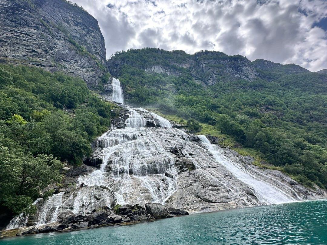 Uteguiden-Stranda必去景点