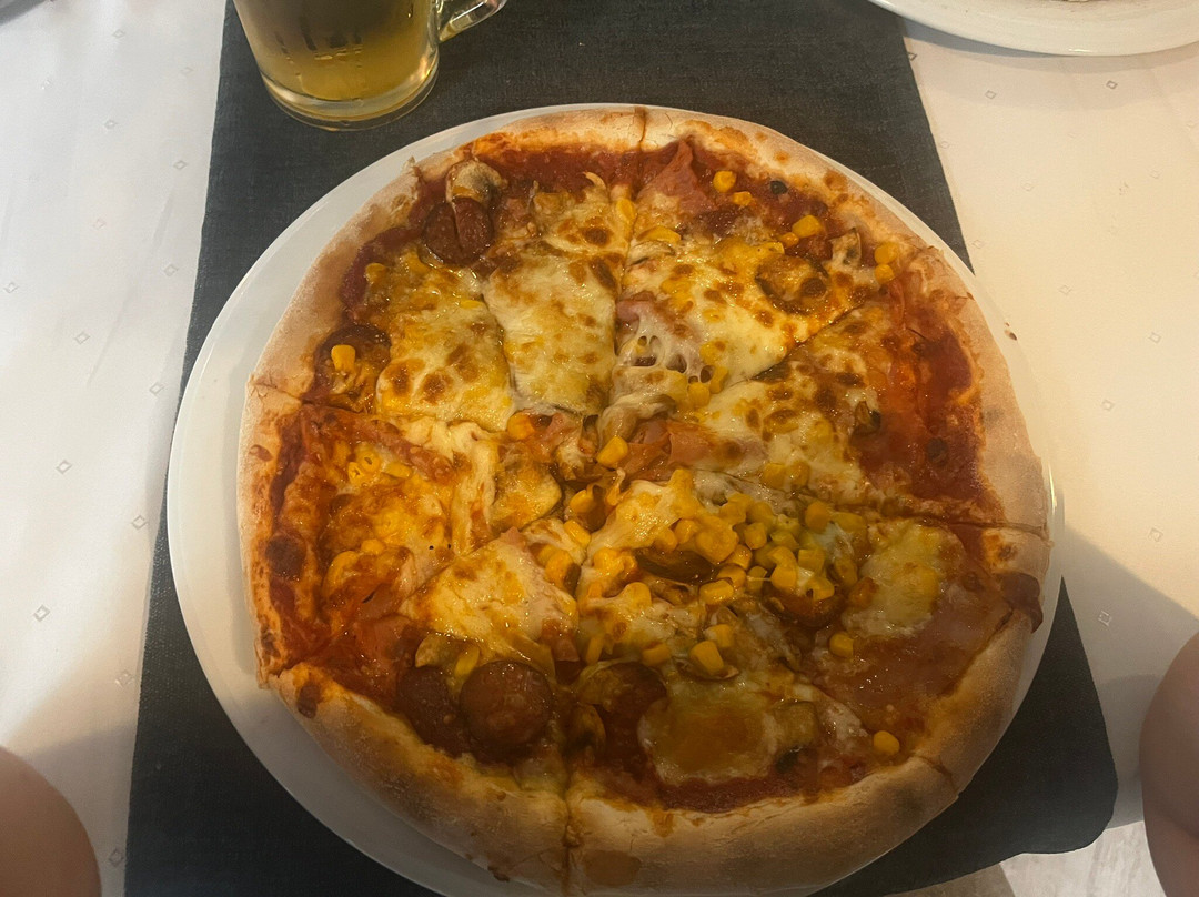 Valea lui Mihai酒店住宿-Hotel Central Carei