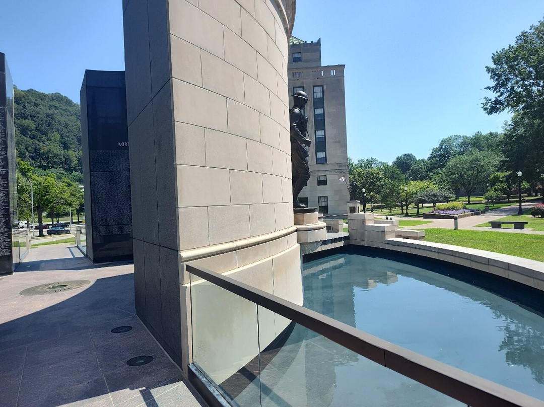 West Virginia Veterans Memorial-查尔斯顿必去景点