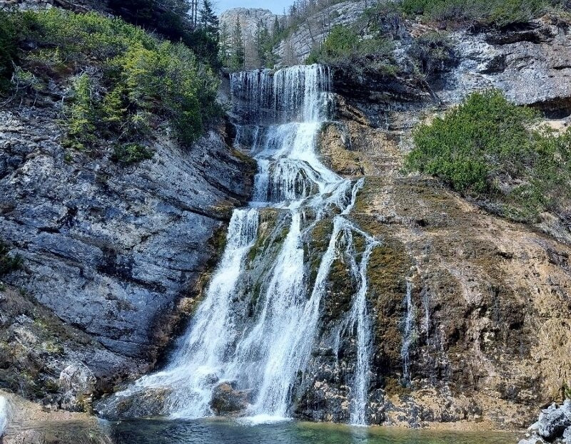 Cascate di Fanes-科尔蒂纳丹佩佐必去景点