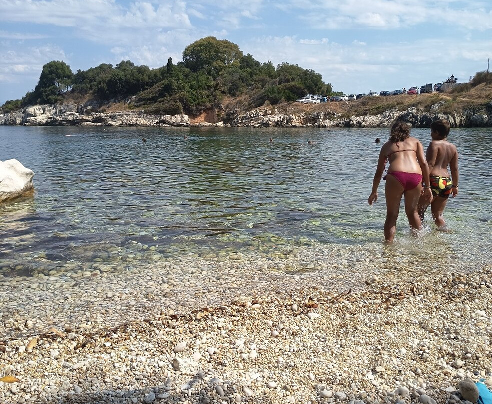 Paralia Pipitos-Kassiopi必去景点