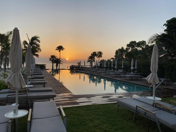 日出玉石酒店-限成人-泳池