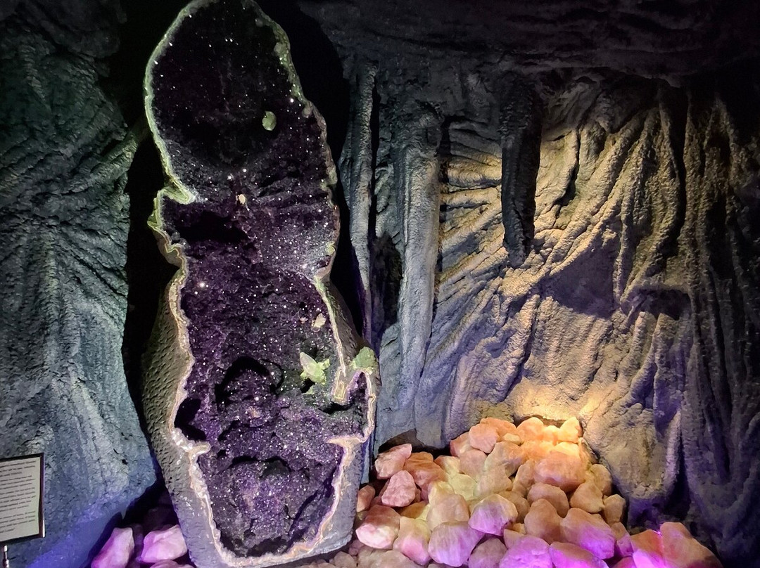 The Crystal Caves- 阿瑟顿必去景点
