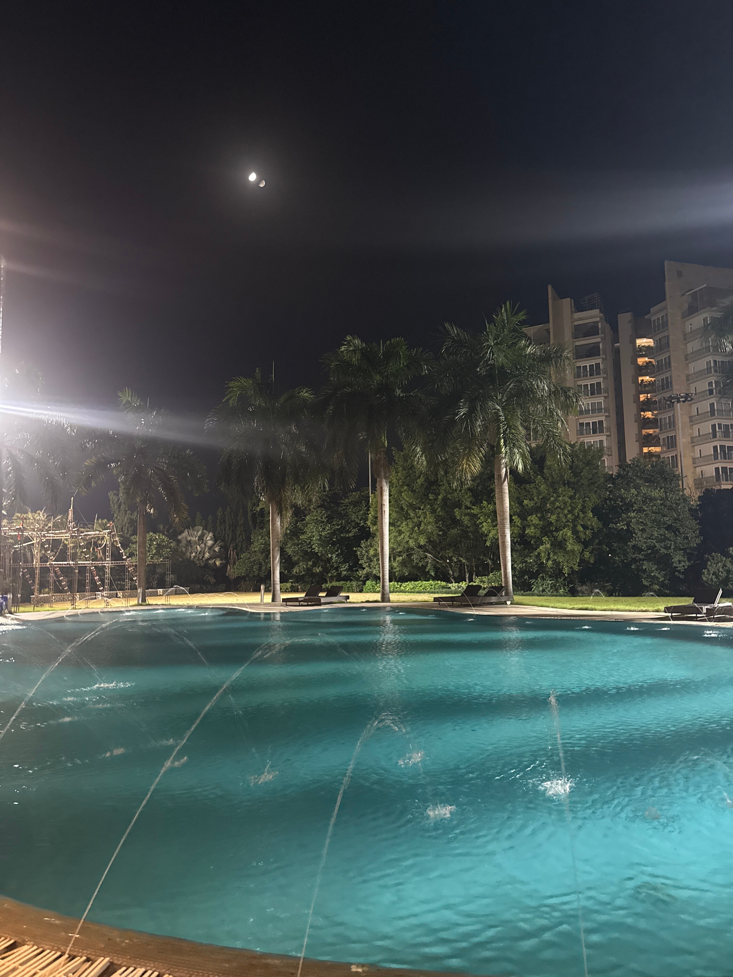 Seasons Hotel-官方