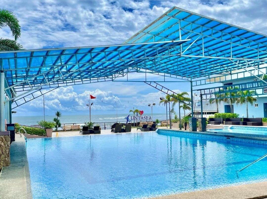 Funtasea Hotel and Beach Resort