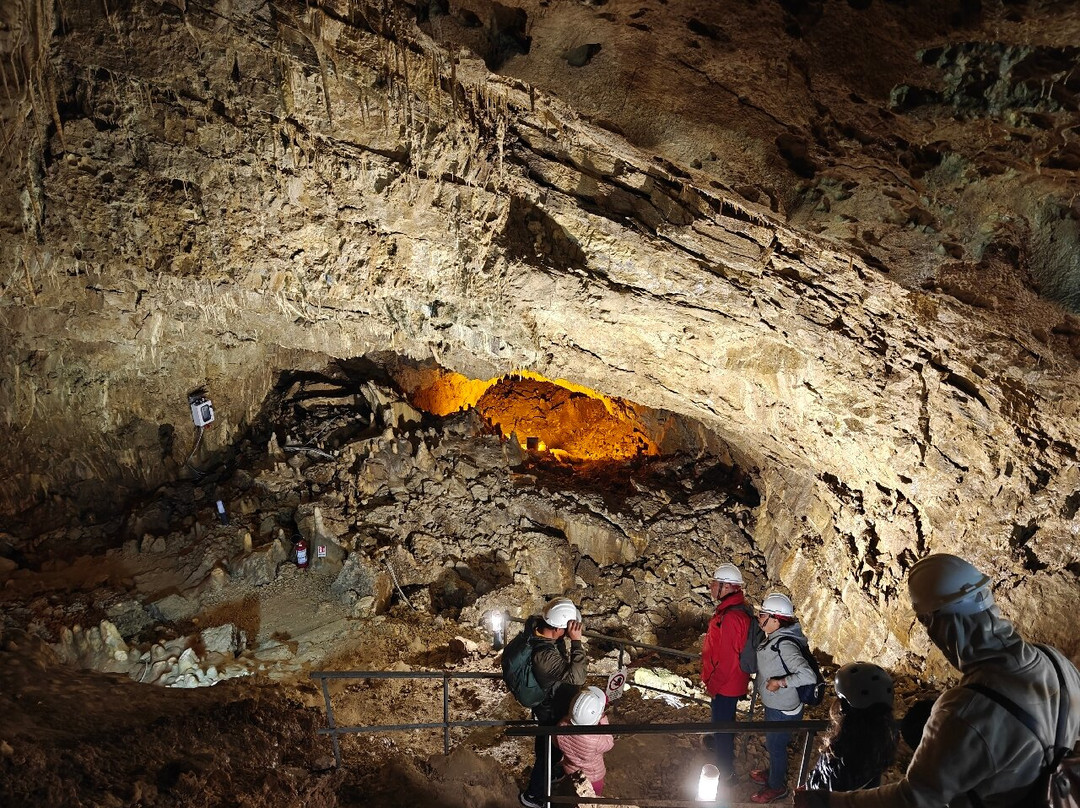 Grotte del Cavallone-Lama dei Peligni必去景点