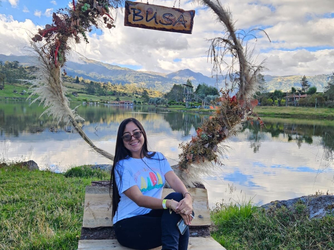 Go Camping-Velasco Ibarra必去景点