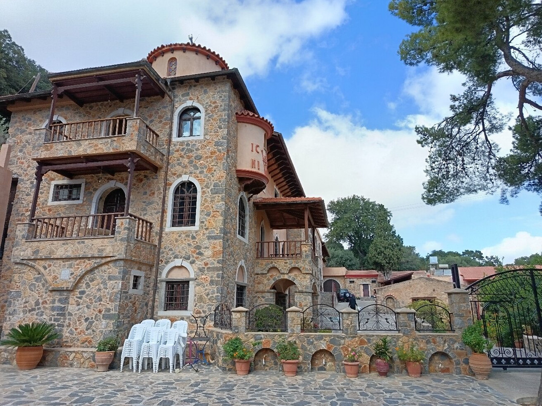 Monastery of Kremasta-Neapoli必去景点