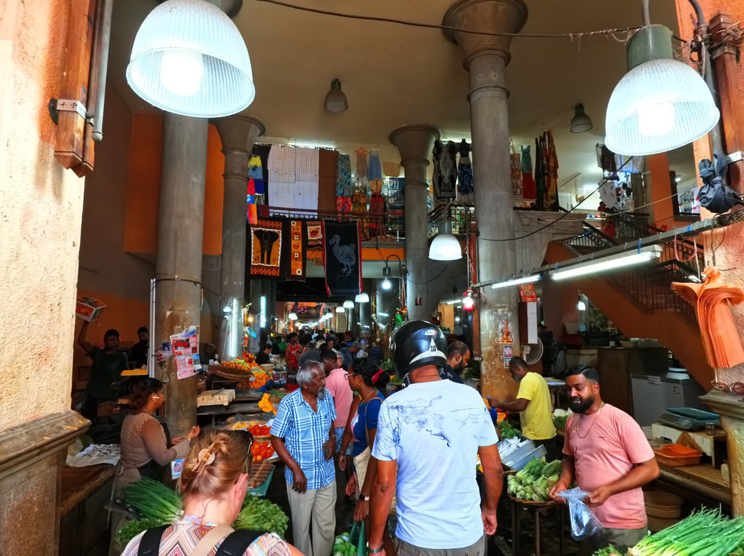 Central Market-路易士港必去景点