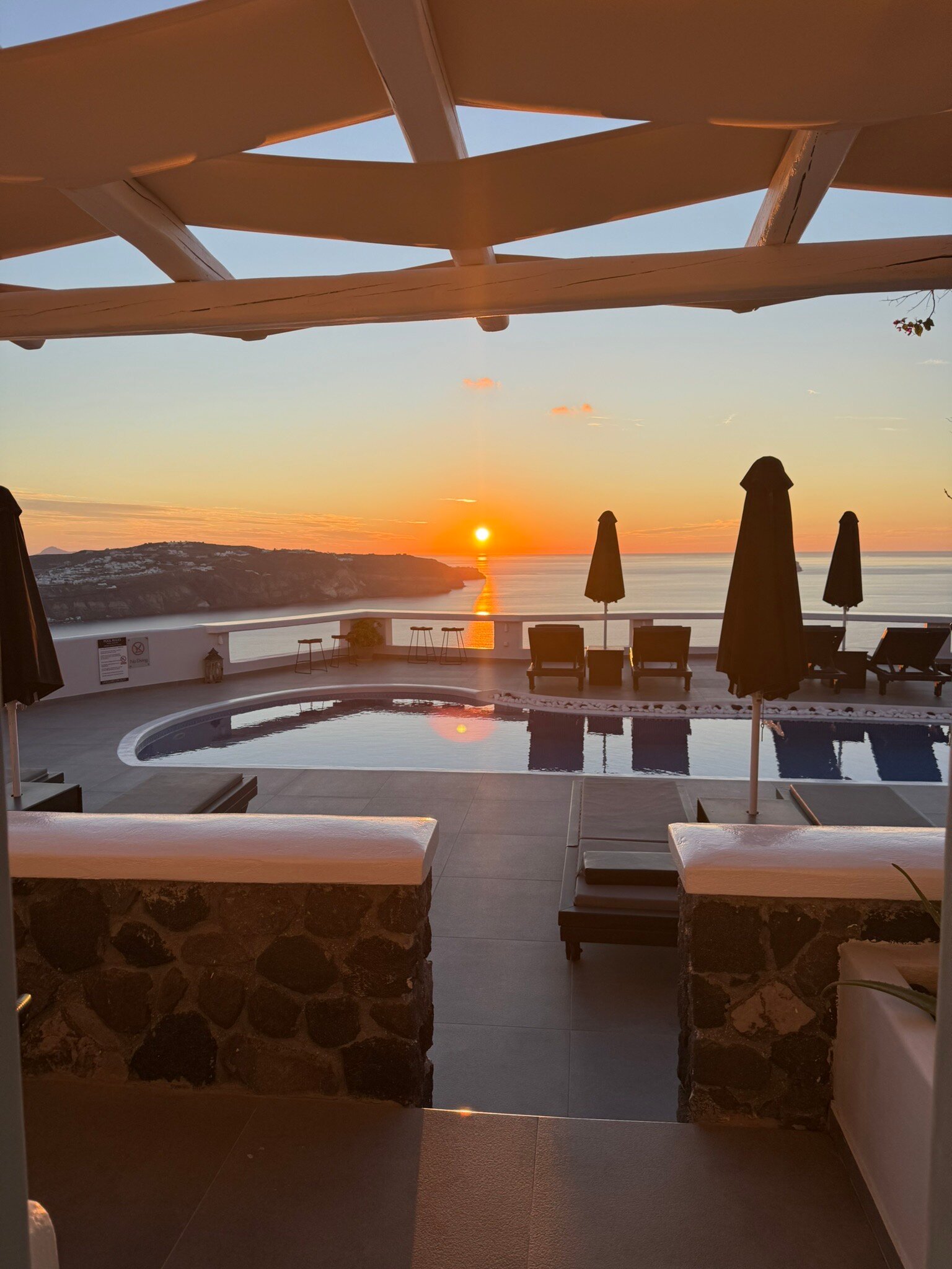 亚特里密套房酒店-官方