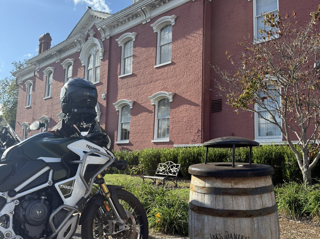 Moore County Courthouse-Lynchburg必去景点