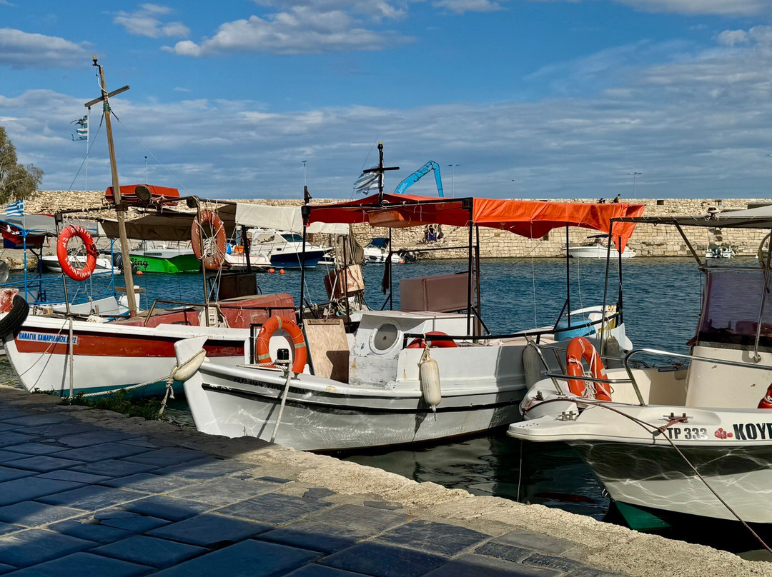 Old Venetian Harbour of Rethymno-雷斯蒙必去景点