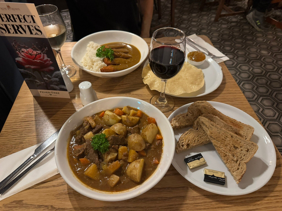 The Rose & Crown & Guesthouse主图