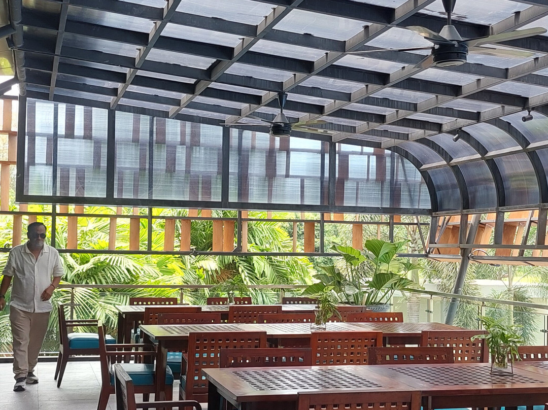 皇家喀拉喀托酒店主图