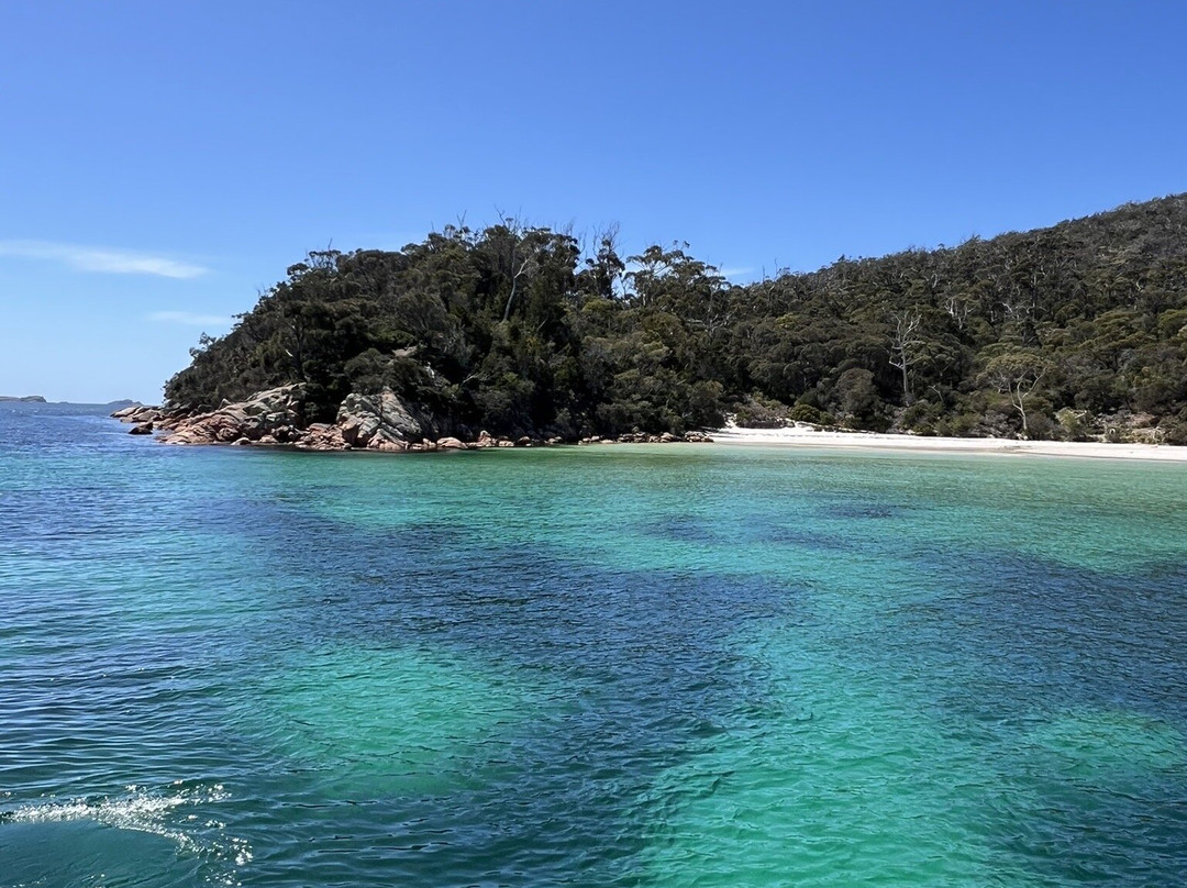 Wineglass Bay-科尔斯湾必去景点