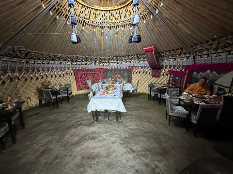 Kyrgyz Guided Tours-比斯凯克必去景点