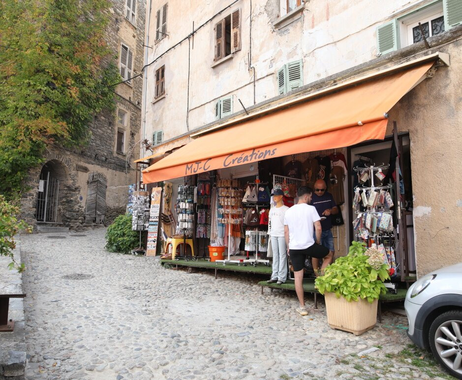 Mjc-Corte必去景点