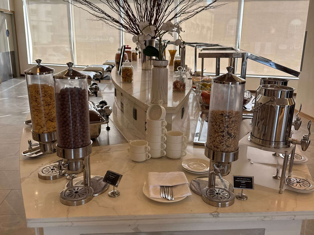 Clarion Hotel Jeddah Airport主图