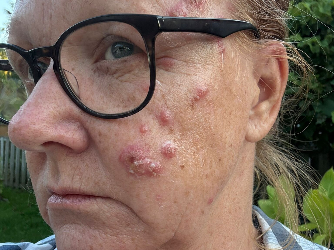 拜沃德蓝酒店主图