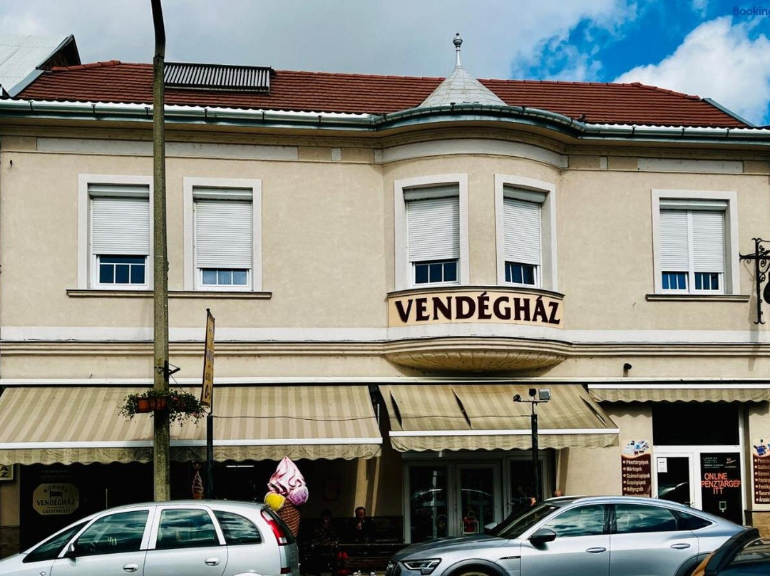 Vasarosnameny酒店住宿-Korona Panzio