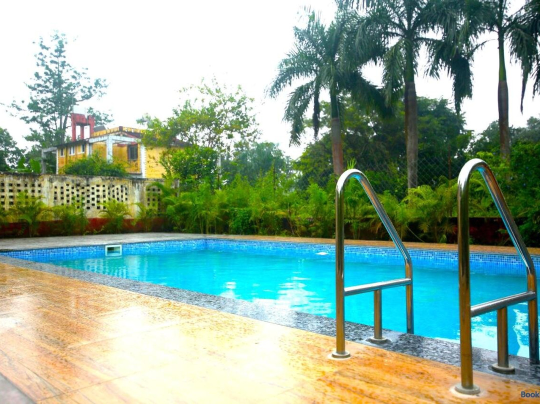 Tribal Wood Resort