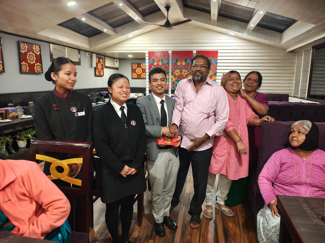 Sumitel Hotel 500 meters from Mall Road主图