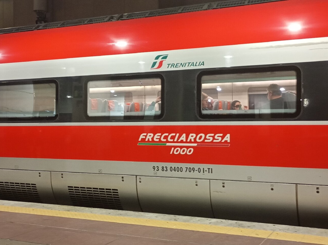 Stazione di Bologna Centrale-博洛尼亚必去景点