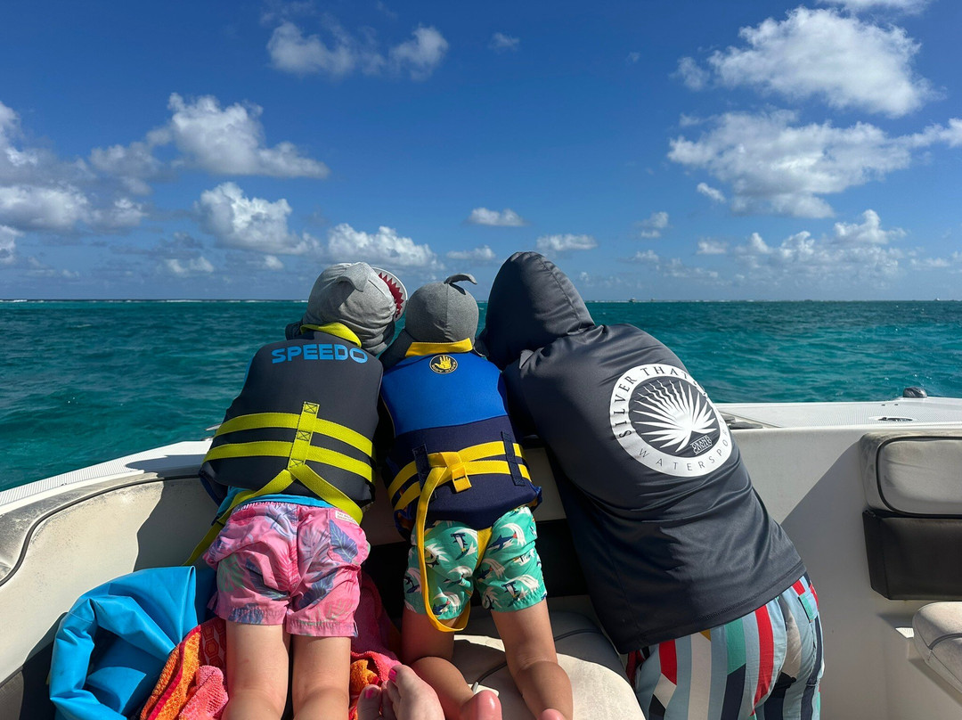 Silver Thatch Watersports-大开曼岛必去景点