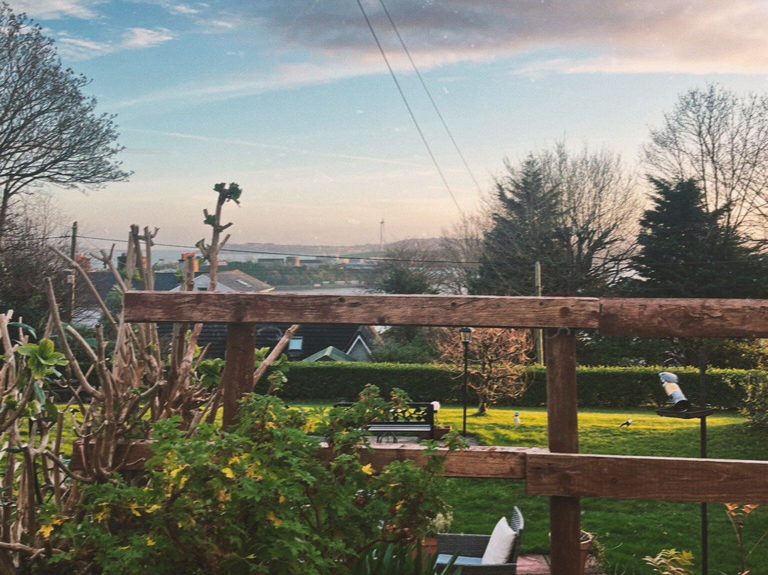 Robin Hill House主图