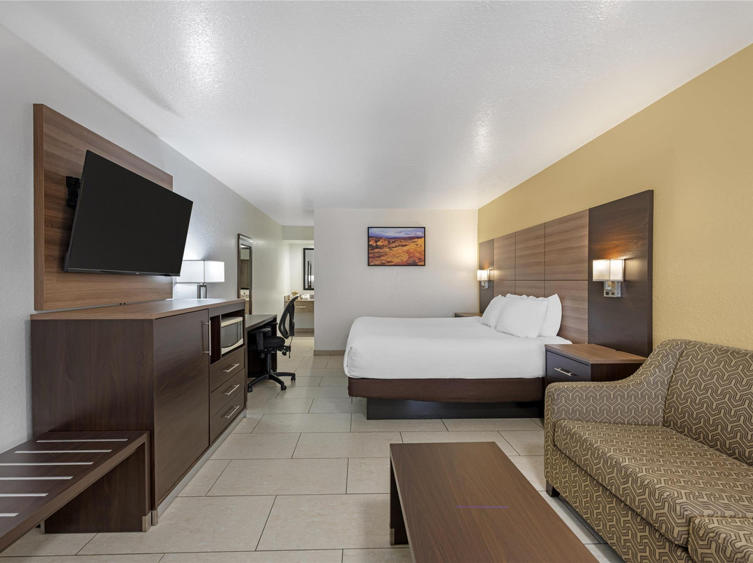 圣罗莎贝斯特韦斯特酒店主图