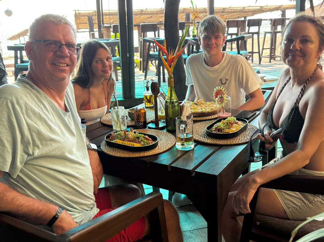 Shelter Beach Restaurant